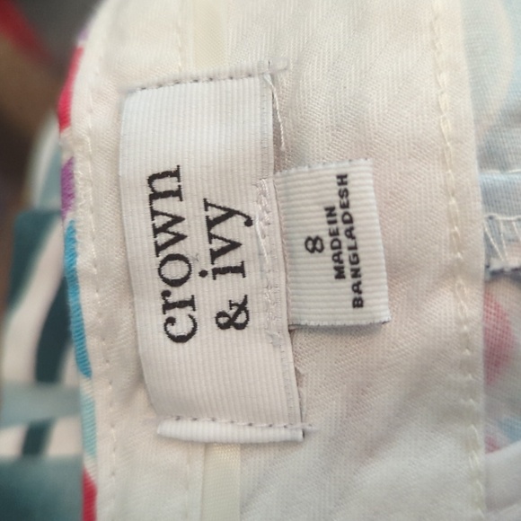 Crown & Ivy Colorful Retro 70s Pattern Shorts, 4.5" inseam Women's Size 8 - Picture 3 of 4